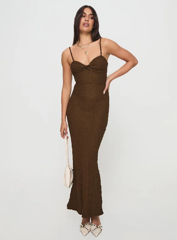 Designer-inspired women’s fashion at affordable prices   Celie Maxi Dress Chocolate