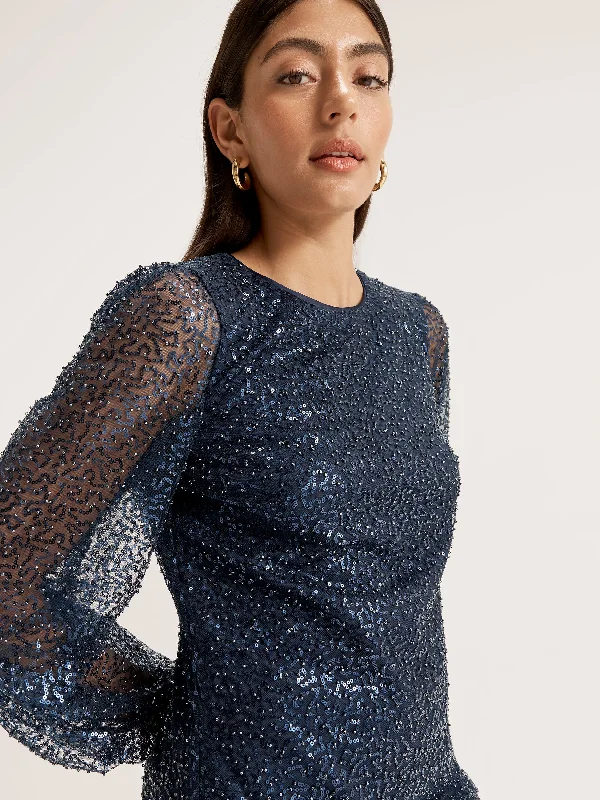 Trendy women’s clothing    Venetian Sleeved Dress
