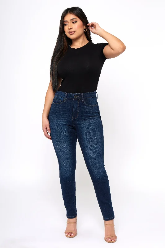 Affordable stylish women’s fashion collection   Cozy Curvy Skinny Jeans
