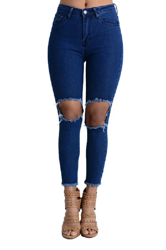 Dress to impress with elegant women’s wear   Women's Torn and Frayed Skinny Fit Jeans
